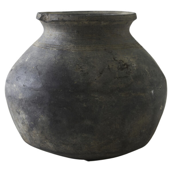 Clay pot